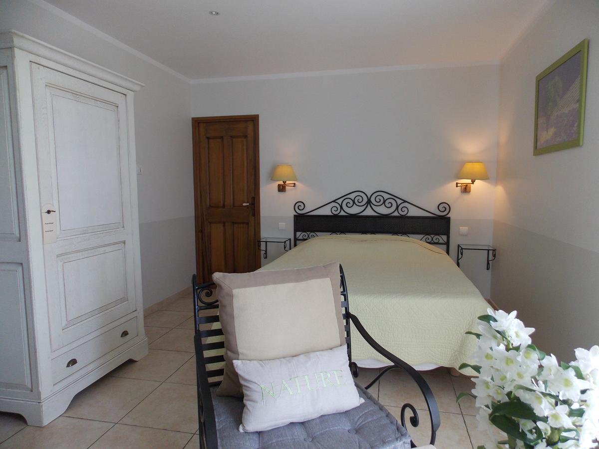 Hotel Au Relais Provencal Bagnols-en-Forêt Zewnętrze zdjęcie
