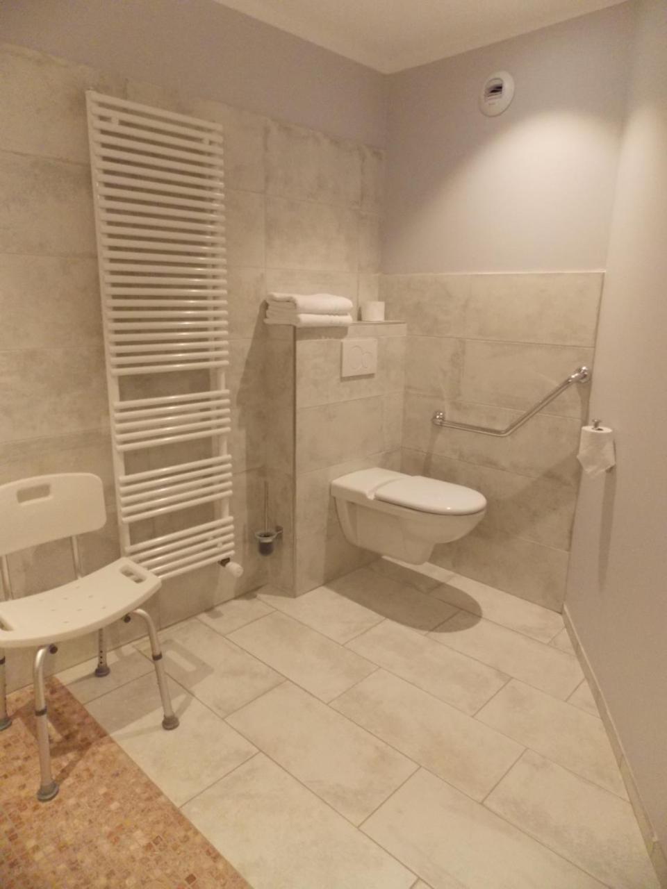 Hotel Au Relais Provencal Bagnols-en-Forêt Zewnętrze zdjęcie